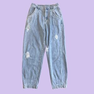 Aaron & Amber distressed high waisted tapered slouchy balloon mom jean small 27"